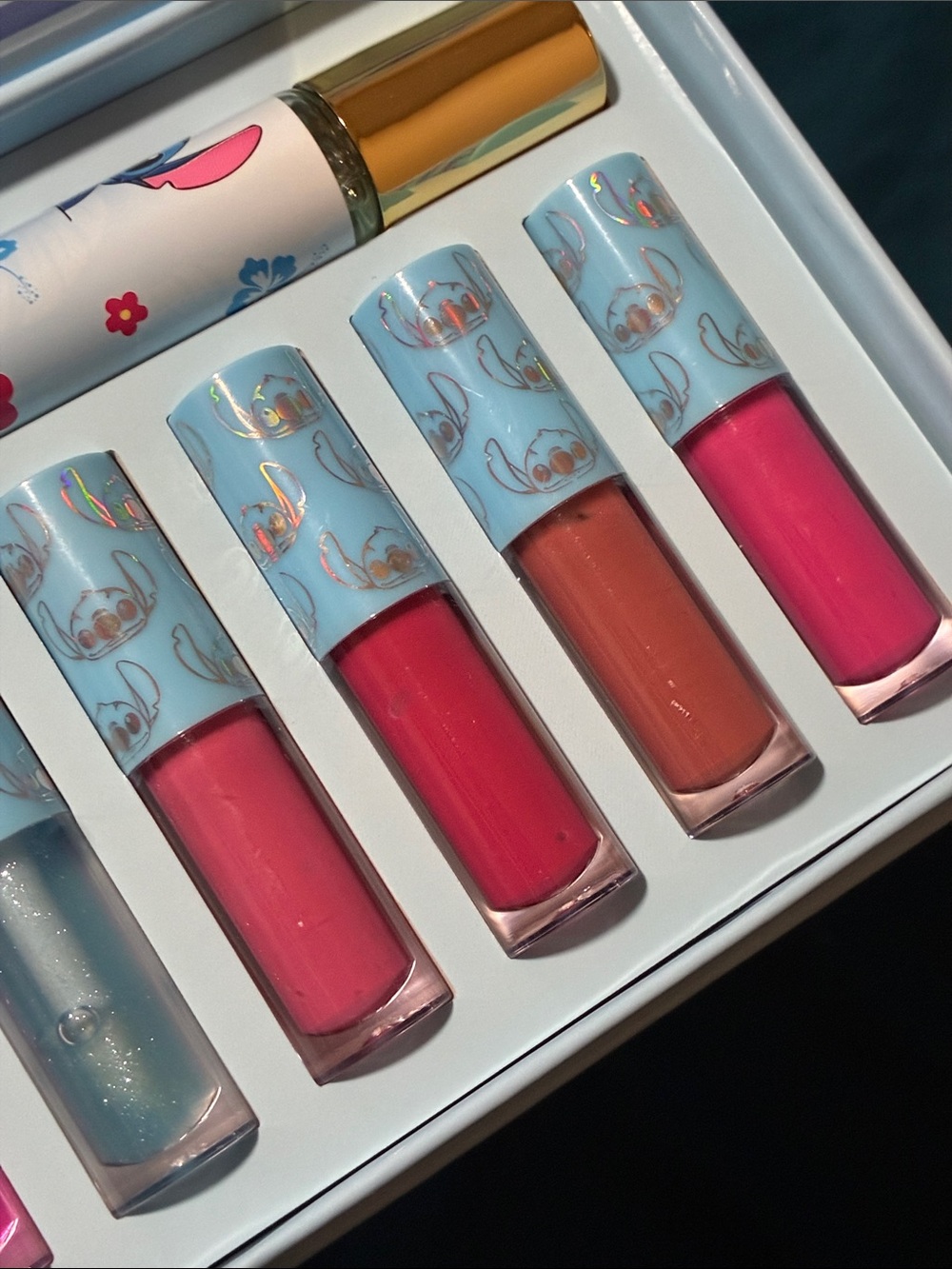 Stitch Lipgloss Set - Picture 7 of 9